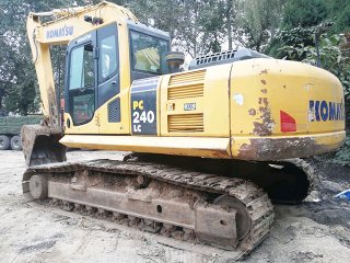 小松PC240-8M0挖掘機